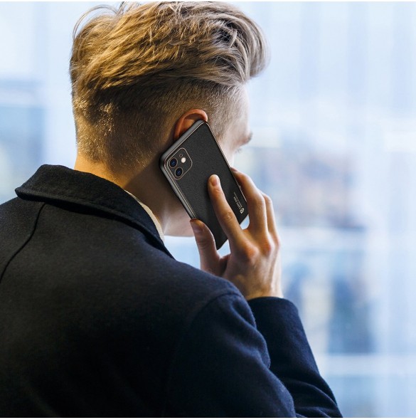 Med detta omslag kommer du att vara lugn för iPhone 11 och väldigt snyggt skydd från DUX DUCIS.