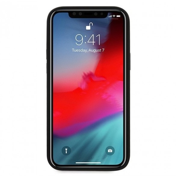 Med det här skalet blir du lugn för iPhone 12 Pro Max och väldigt snyggt skydd från BMW.