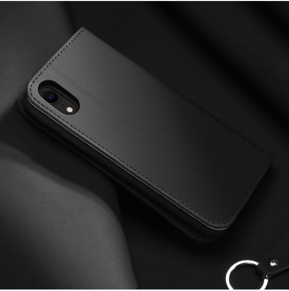 Ett snyggt fodral för iPhone XR-modellen i kvalitativt material.