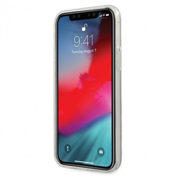 Med det här skalet blir du lugn för iPhone 12/12 Pro och väldigt snyggt skydd från Mercedes.