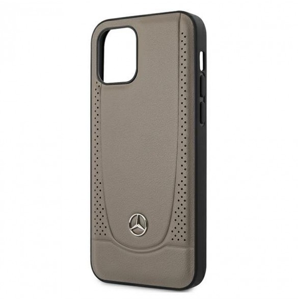 iPhone 12 Pro Max och väldigt snyggt skydd från Mercedes.