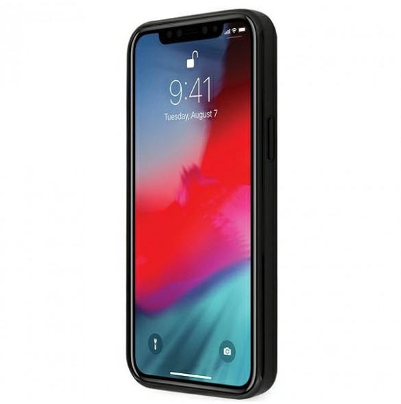 iPhone 12 Pro Max skyddas av detta fantastiska skal.