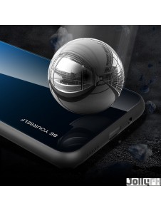 Samsung Galaxy A21S skyddas av detta fantastiska skal.