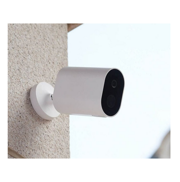Video lagras på microSD-kort (ingår ej).