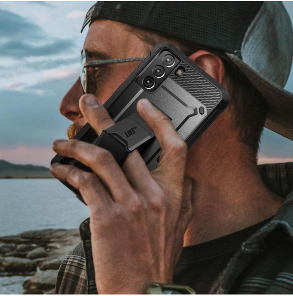 Svart och väldigt snyggt skal Samsung Galaxy S21 Plus.