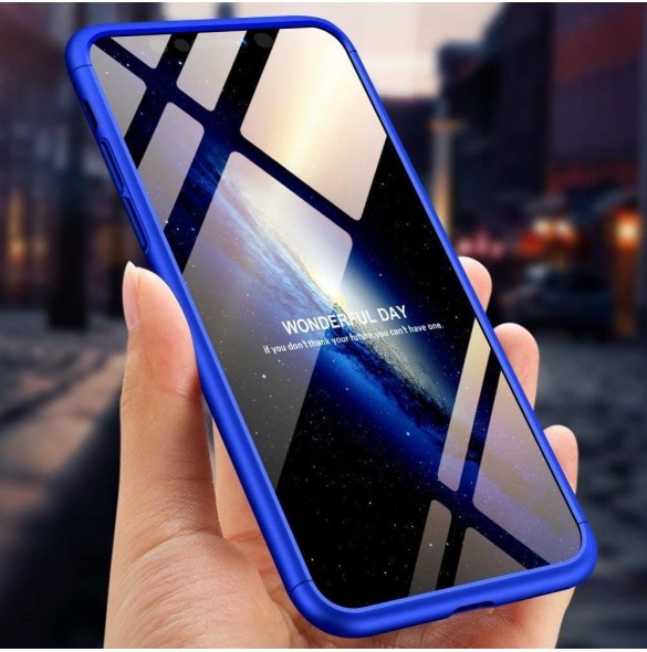 Blå och väldigt snyggt skydd till iPhone XR.