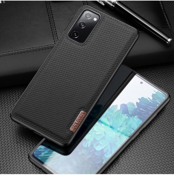 Ett elegant skal till Samsung Galaxy S20 FE 5G och väldigt snyggt skydd från Dux Ducis.