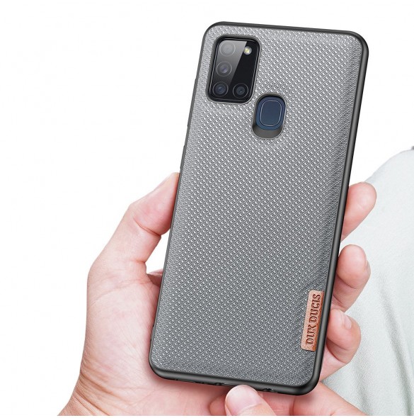 Samsung Galaxy A21S skyddas av detta fantastiska skal.
