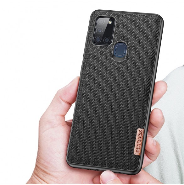 Samsung Galaxy A21S skyddas av detta fantastiska skal.