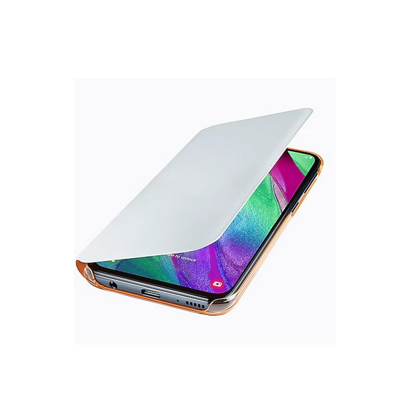 Vitt och mycket praktiskt omslag från Samsung.