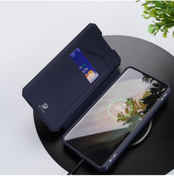 Blå och mycket snyggt skal Samsung Galaxy S21 Ultra 5G.