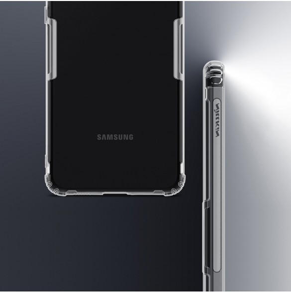 Ett elegant skal för Samsung Galaxy S21 Plus 5G och väldigt snyggt skydd från Nillkin.