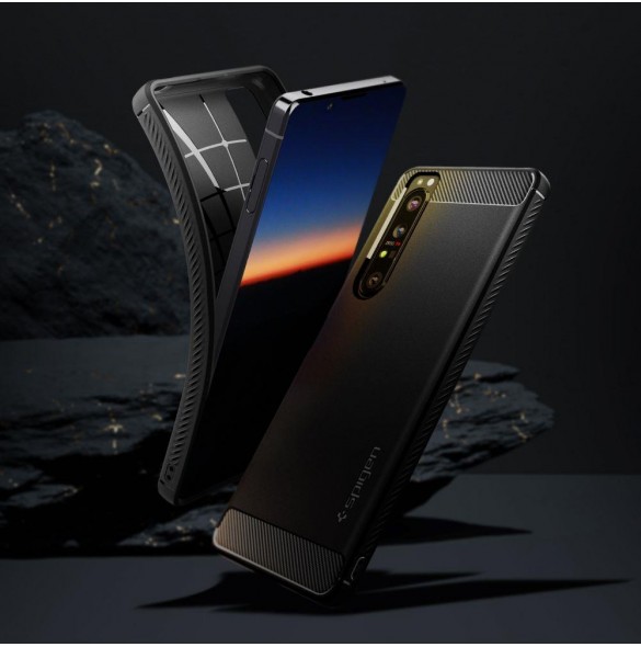 Sony Xperia 1 LII och väldigt snyggt skydd från Spigen.